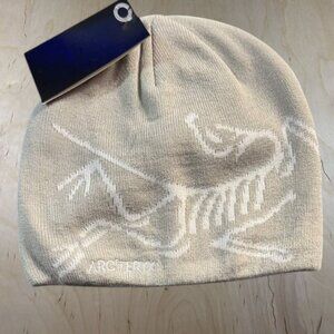 Arc'teryx Cream Knit Beanie